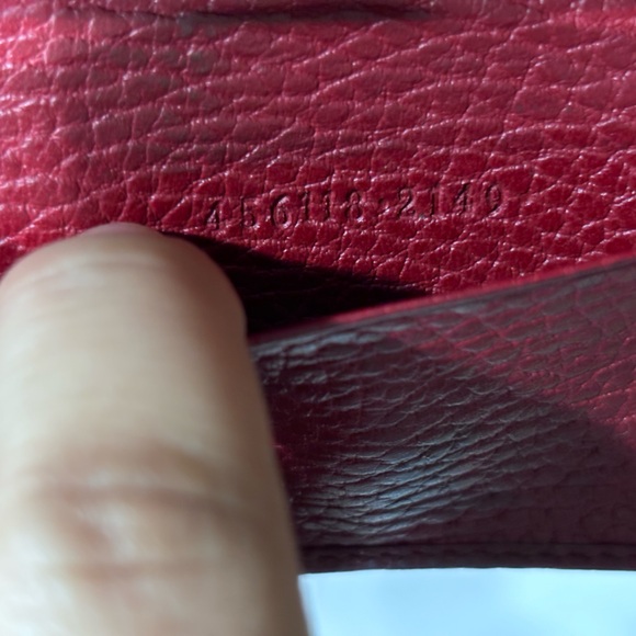 Gucci Authentic Marmont 6 key holder - Picture 12 of 17